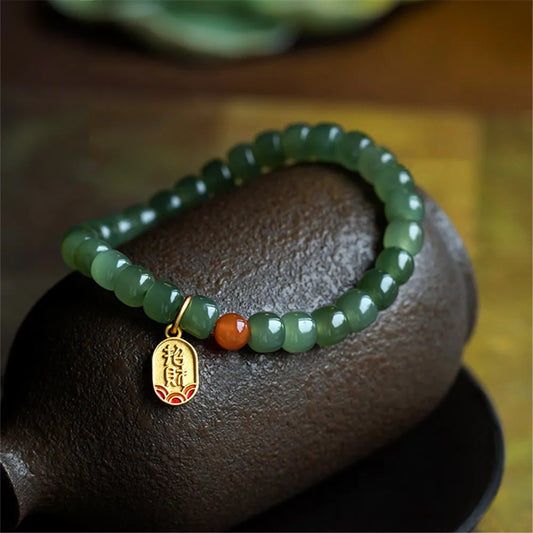 Known for its strong healing properties, this green phantom quartz bracelet is perfect for promoting personal growth, emotional healing, and grounding energy.